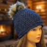 Ručně háčkovaná čepice Stone Washed II s kožešinovou bambulí – Různé varianty
