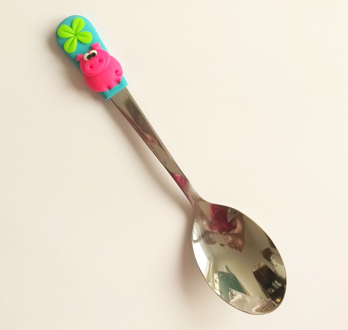 Prasátko.....:) Děstká polévková lžíce