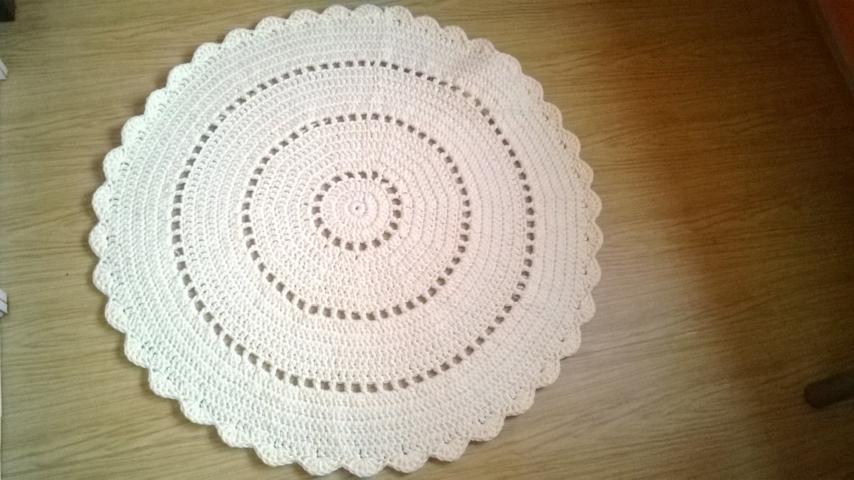 Háčkovaný kobereček