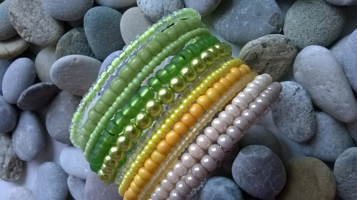 Náramek světlý typ teplý III