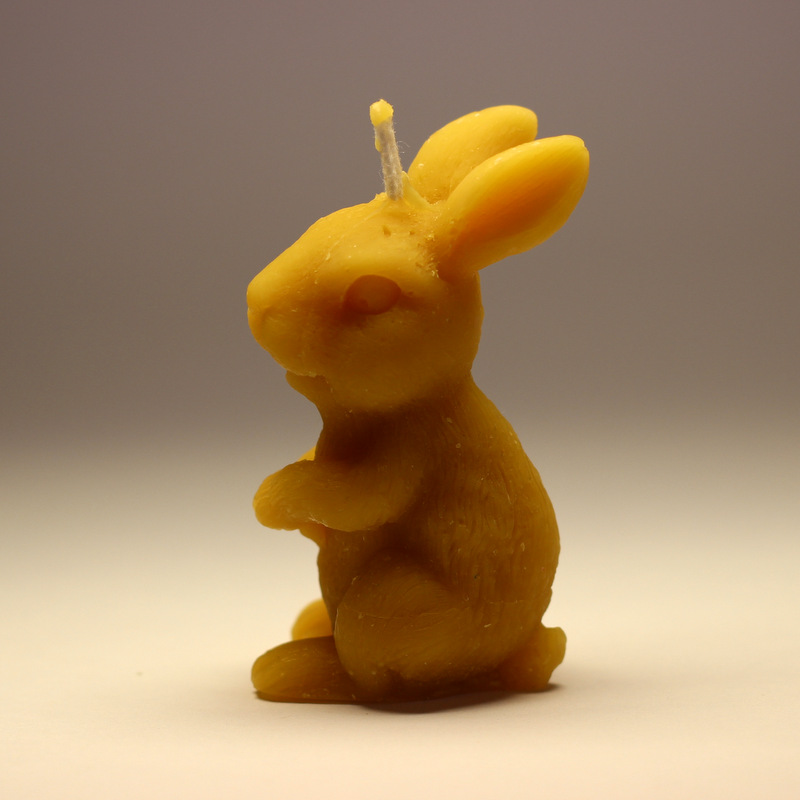 Svíčka ze včelího vosku - Zajíček