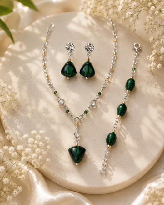 Smaragdová elegance – ručně tvořený šperkový set