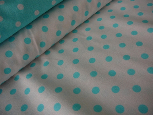 Bavlněná látka - metráž - tyrkysový puntík na bílé - š. 150 cm