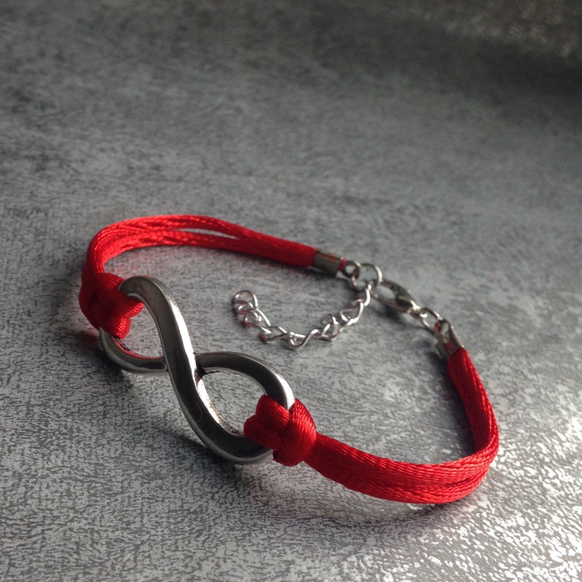 Červené nekonečno