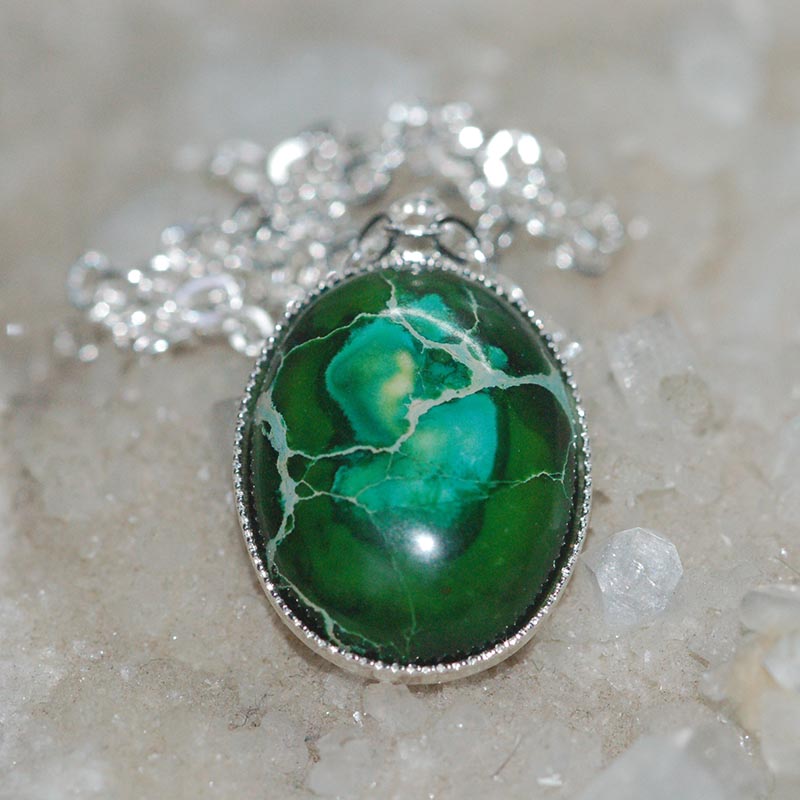 Náhrdelník se zeleným variscitem