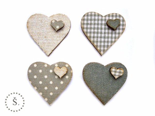 dřevěná retro srdíčka