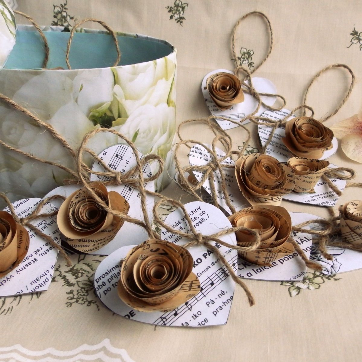 Vintage visačka - ozdoba