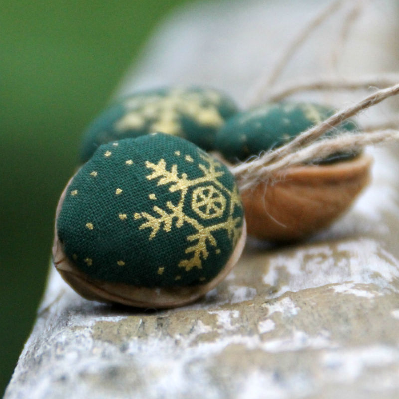 Retro Vánoční ozdoby - oříšek