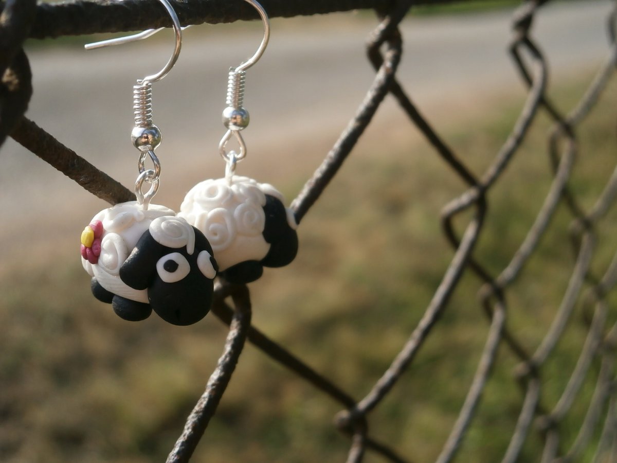 Náušnice ovečky s růžovou kytičkou