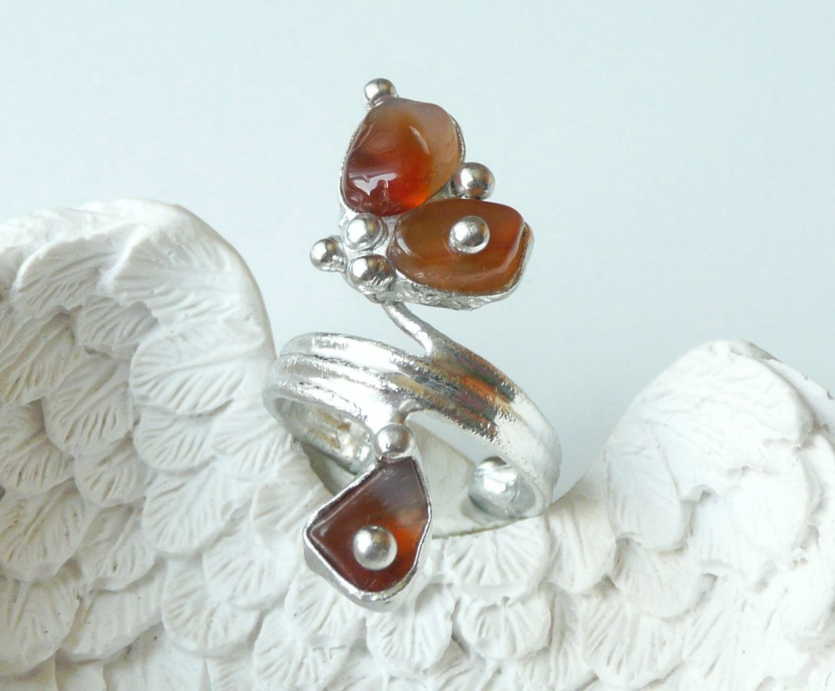 Poupata .. ( karneol )