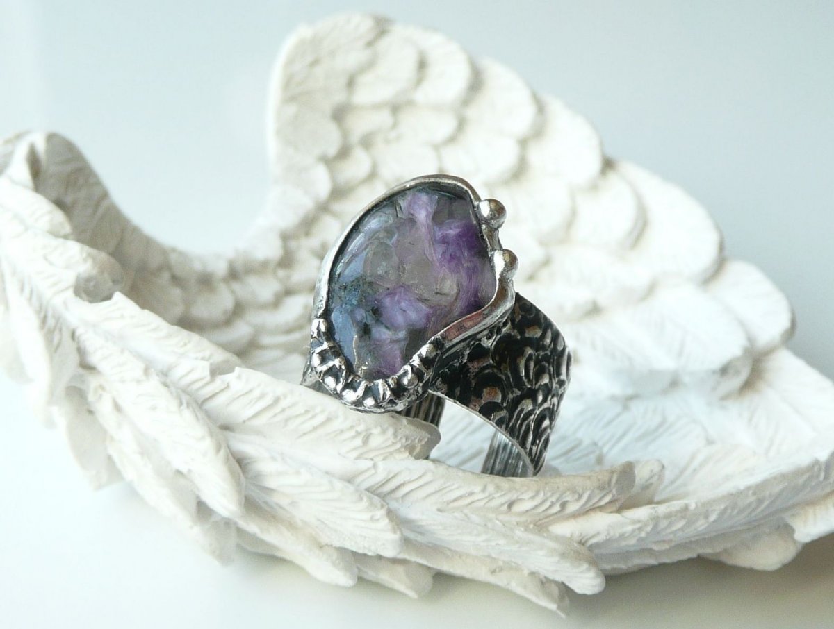 Ester .. ( čaroit )