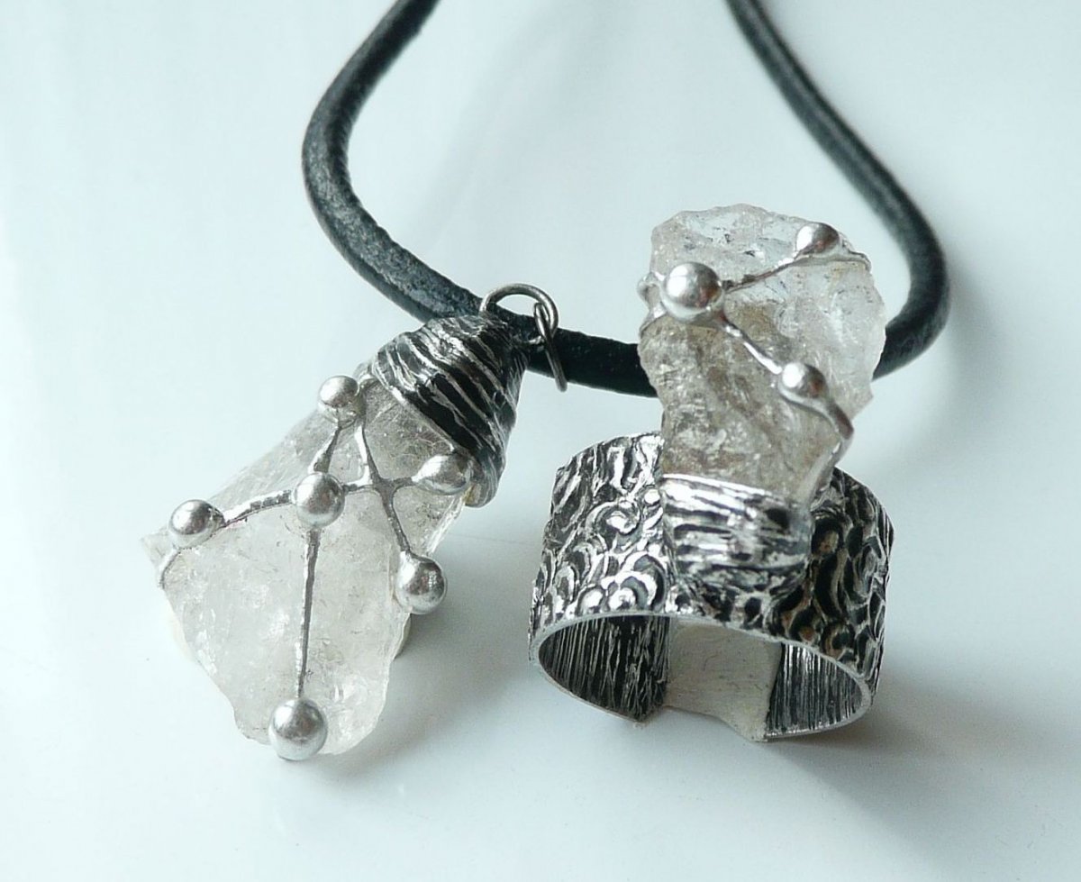 Ariel .. ( cenově zvýhod. sada )