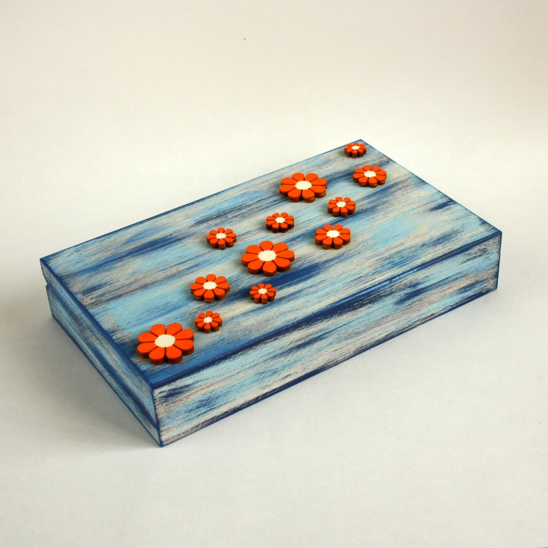 Krabička na tužky nebo bankovky