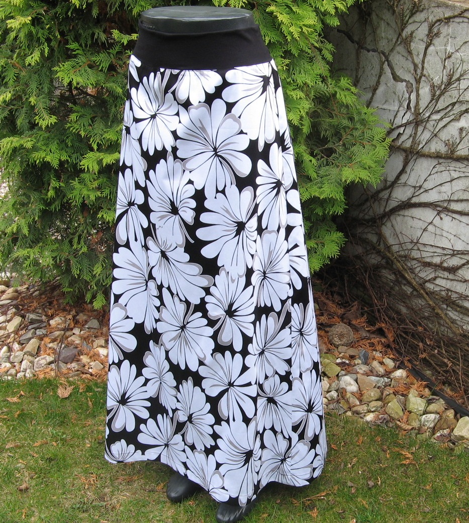 Květovaná maxi :-))