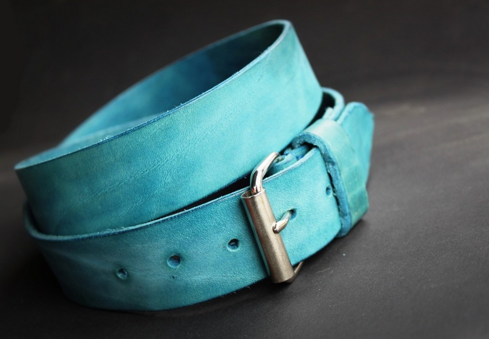 Kožený opasek (modrý)