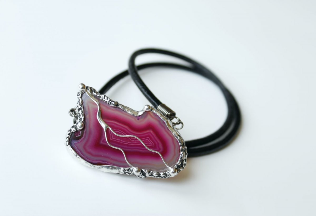 Růžová bouře .. ( achát - plátek )