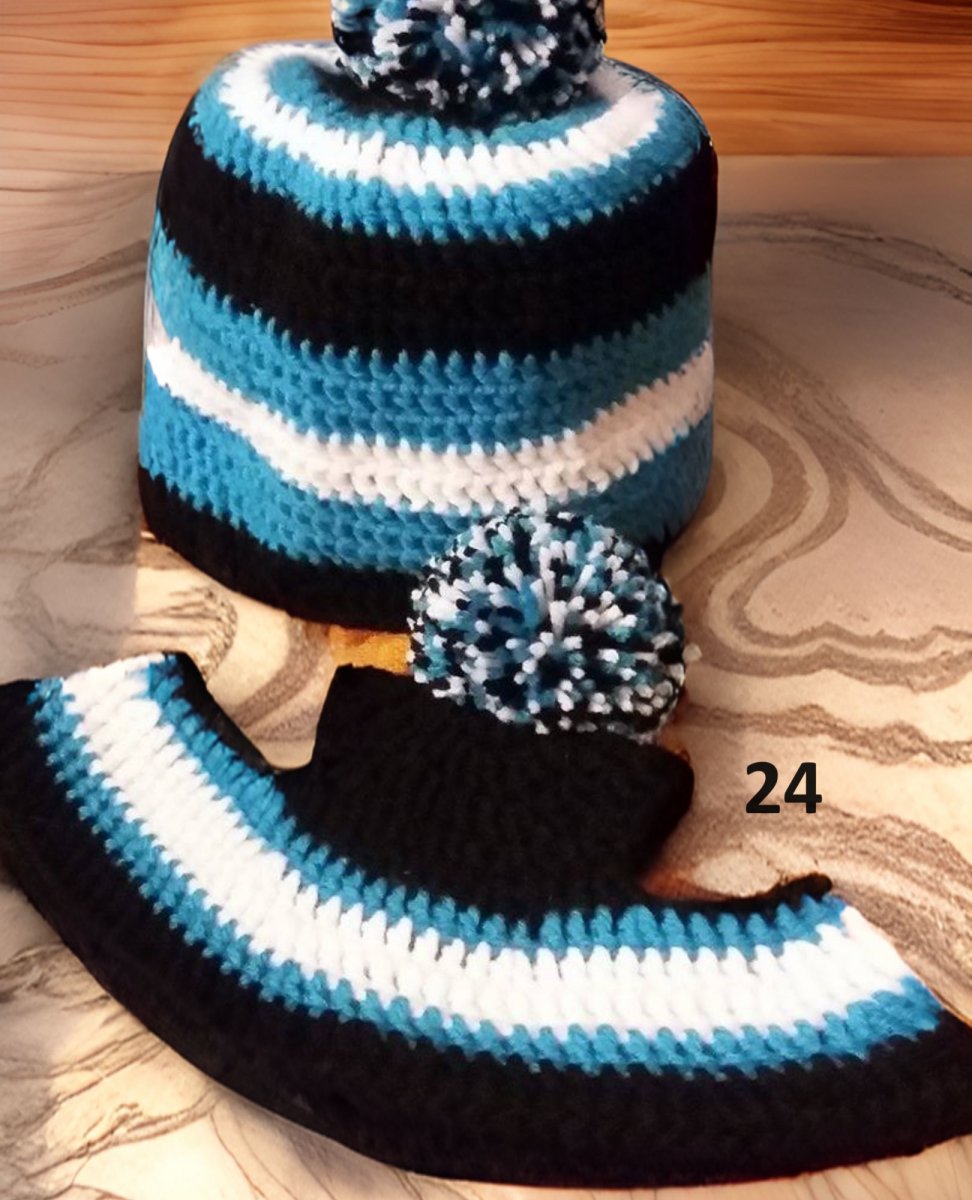 Háčkovaný set pro koně a jezdce