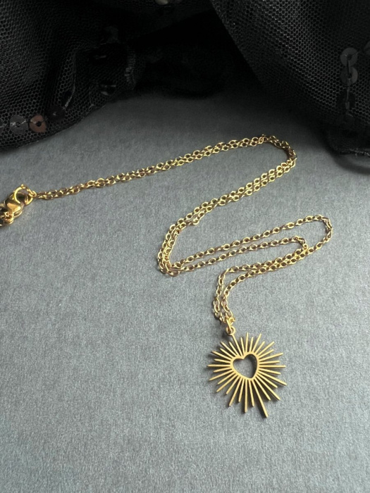 Řetízek se srdíčkovým přívěskem - S.Steel