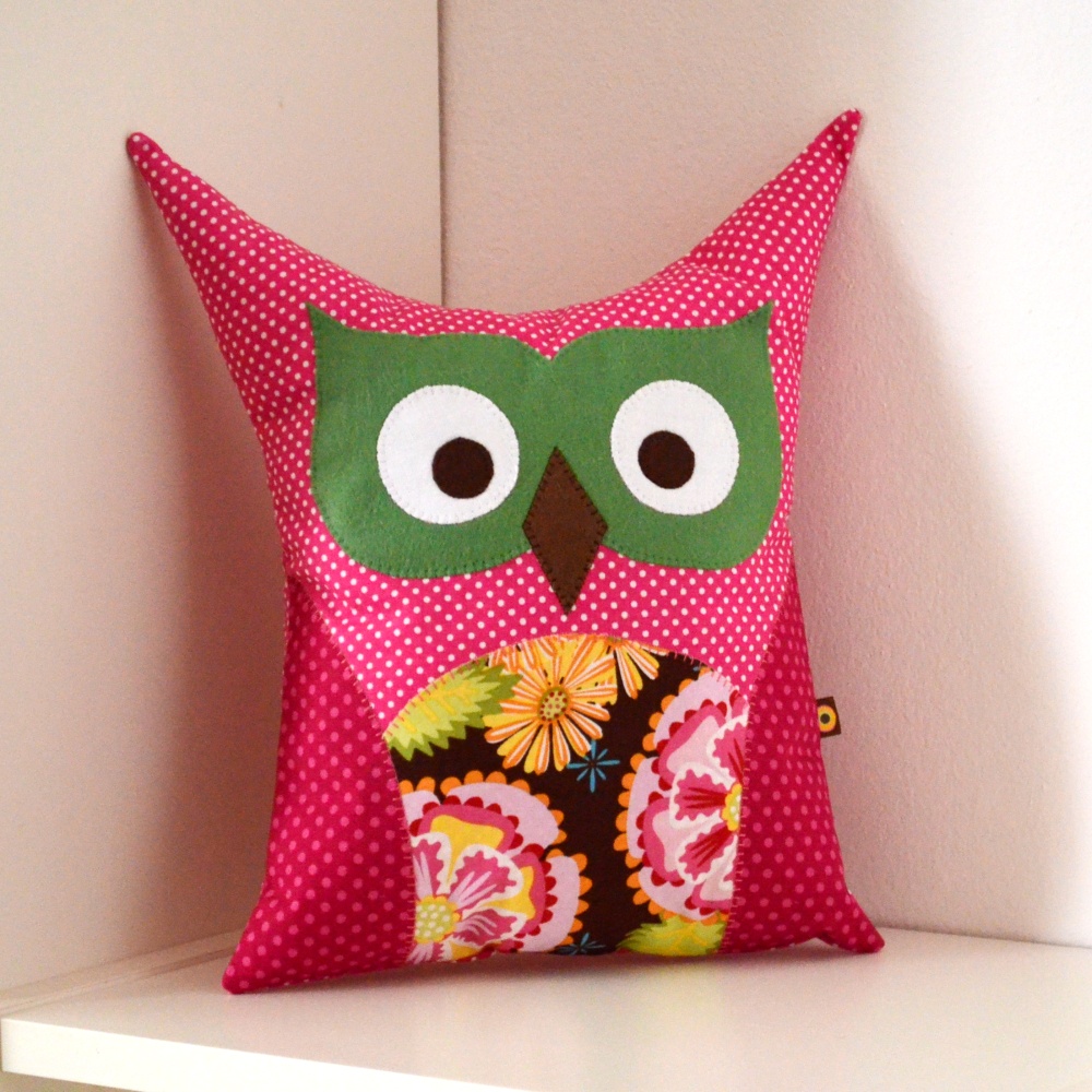 Sova přítulná, tečkovaná...