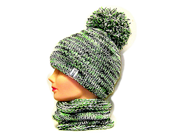 Čepice s nákrčníkem a bambulí