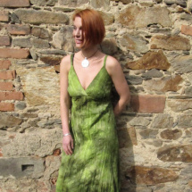 Šaty batika v zelené