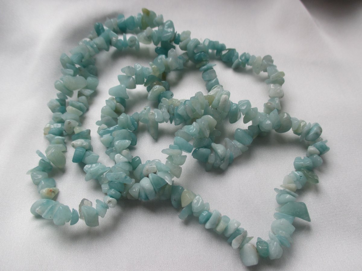 Amazonit brazilský - 90 cm