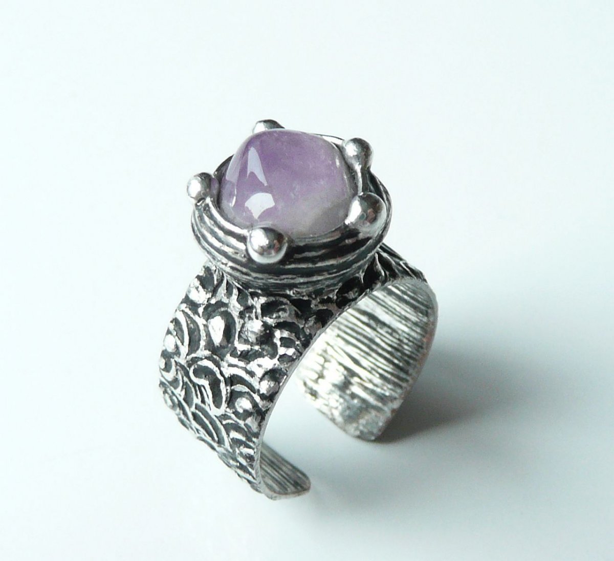 Sarah .. ( ametyst chevron )