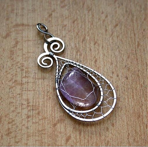 Kapka - AMETRÍN - tepaný- hypoalergenní