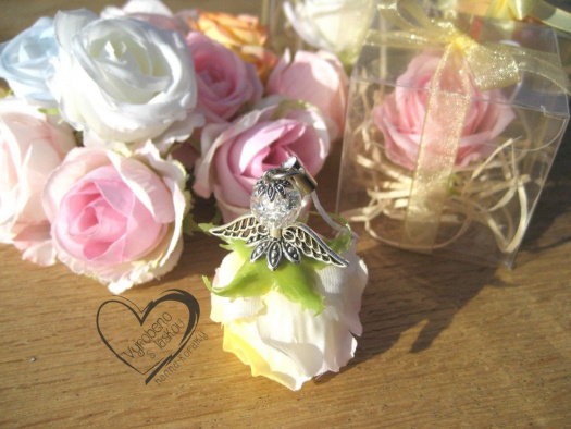 přívěsek Anděl - růžička v dárkovém balení 7.