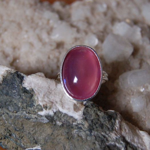 Prsten Ultraviolet