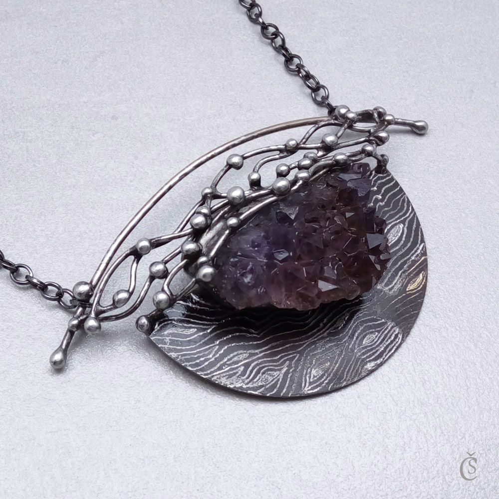 Pod hladinou nebe - Ametyst