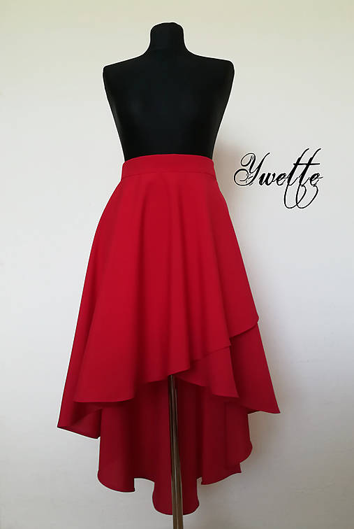 YWETTE sisters: červená na viazanie