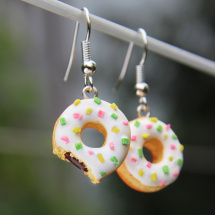 Barevné donuty