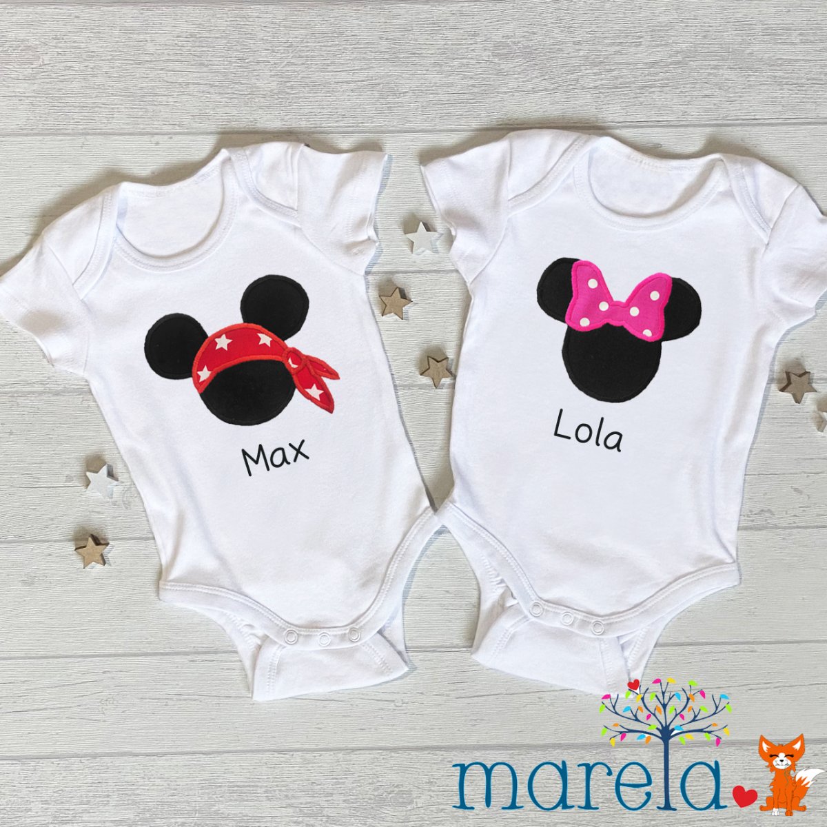 Body dvojčátka Minnie a Mickey