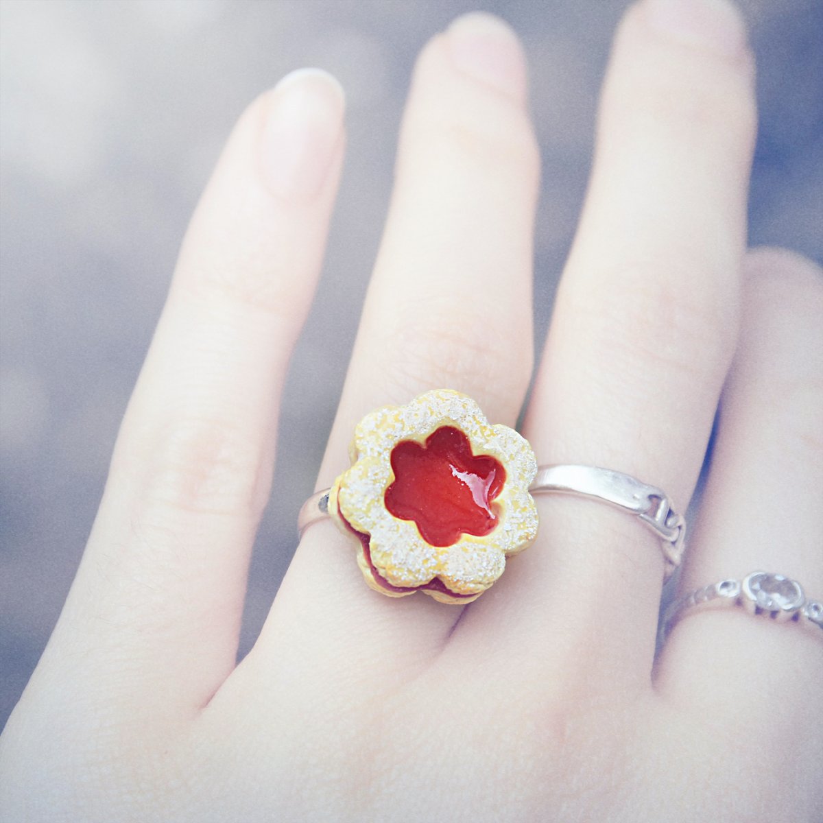 Linecká kytička prstýnek