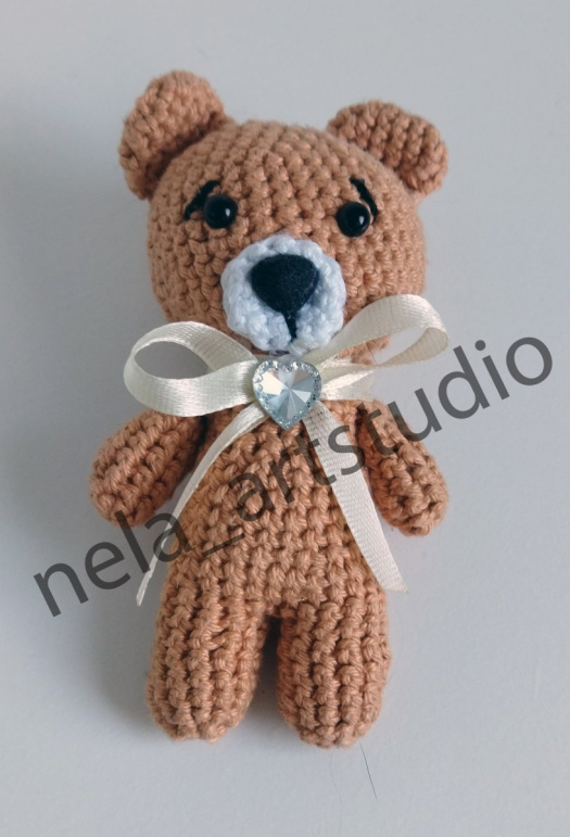 Háčkovaný medvídek béžový