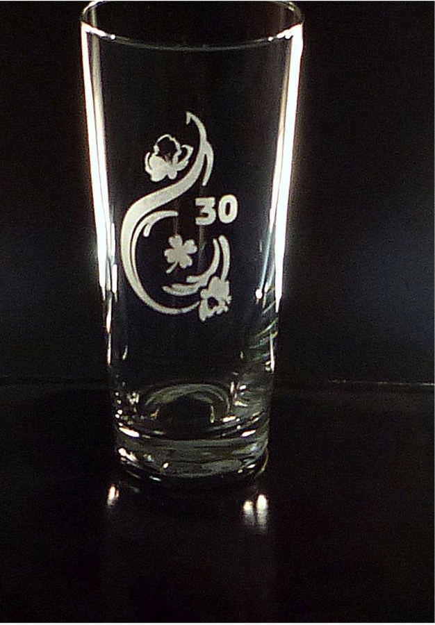Zdobená sklenička - 30