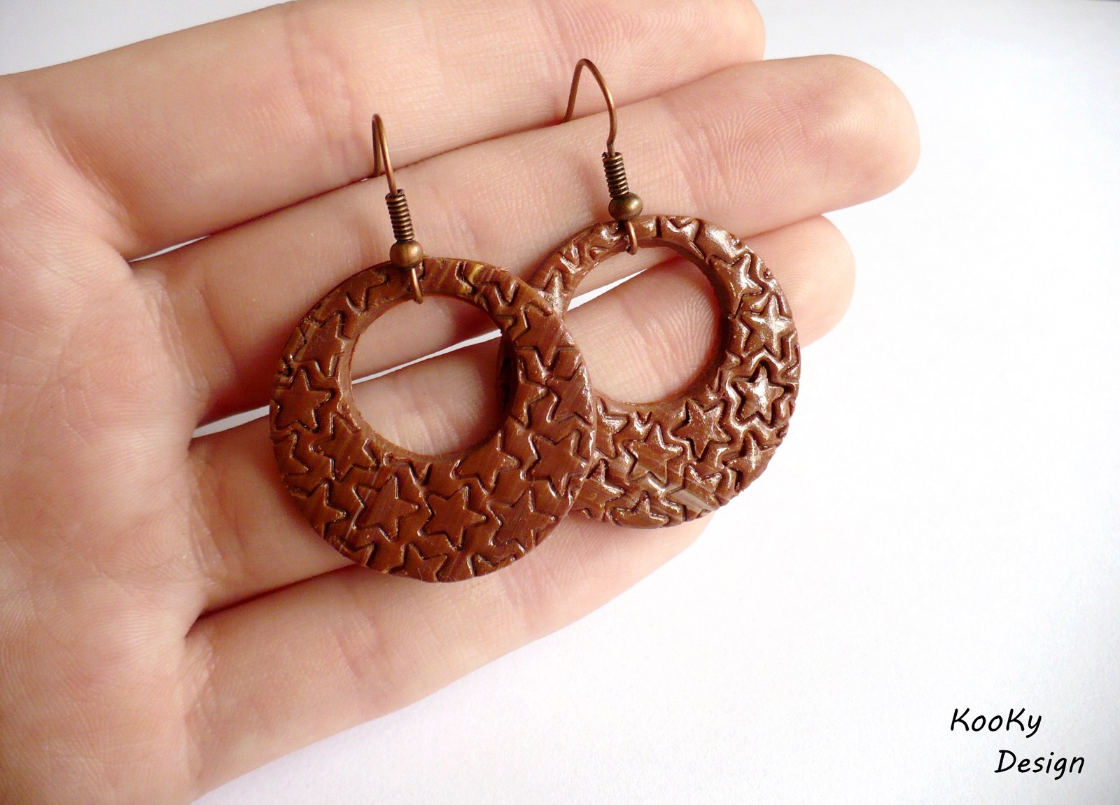 Visací náušnice - hnědé kruhy