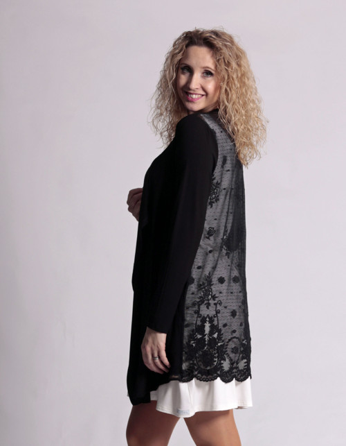 Černý kardigan s krajkovými zády 