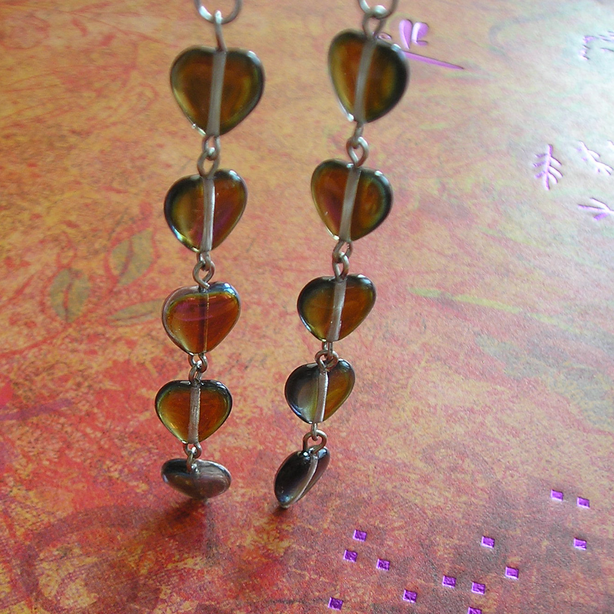 Dlouhé srdíčkové