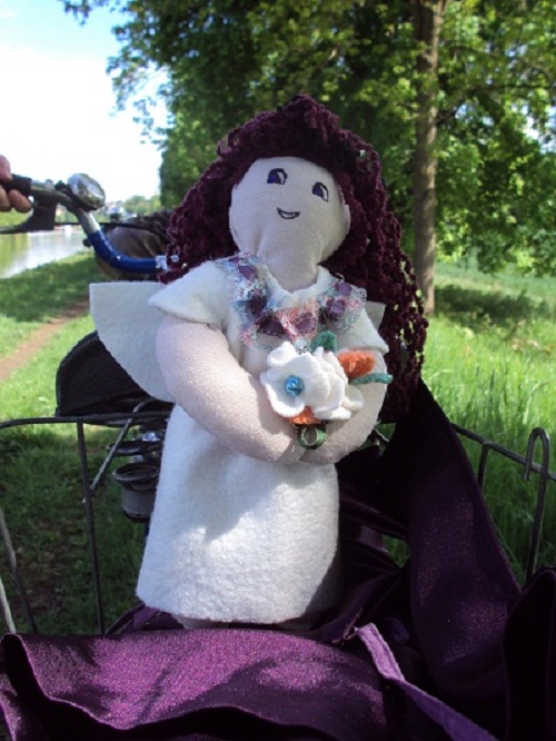 Panenka Alka, střih č. 136