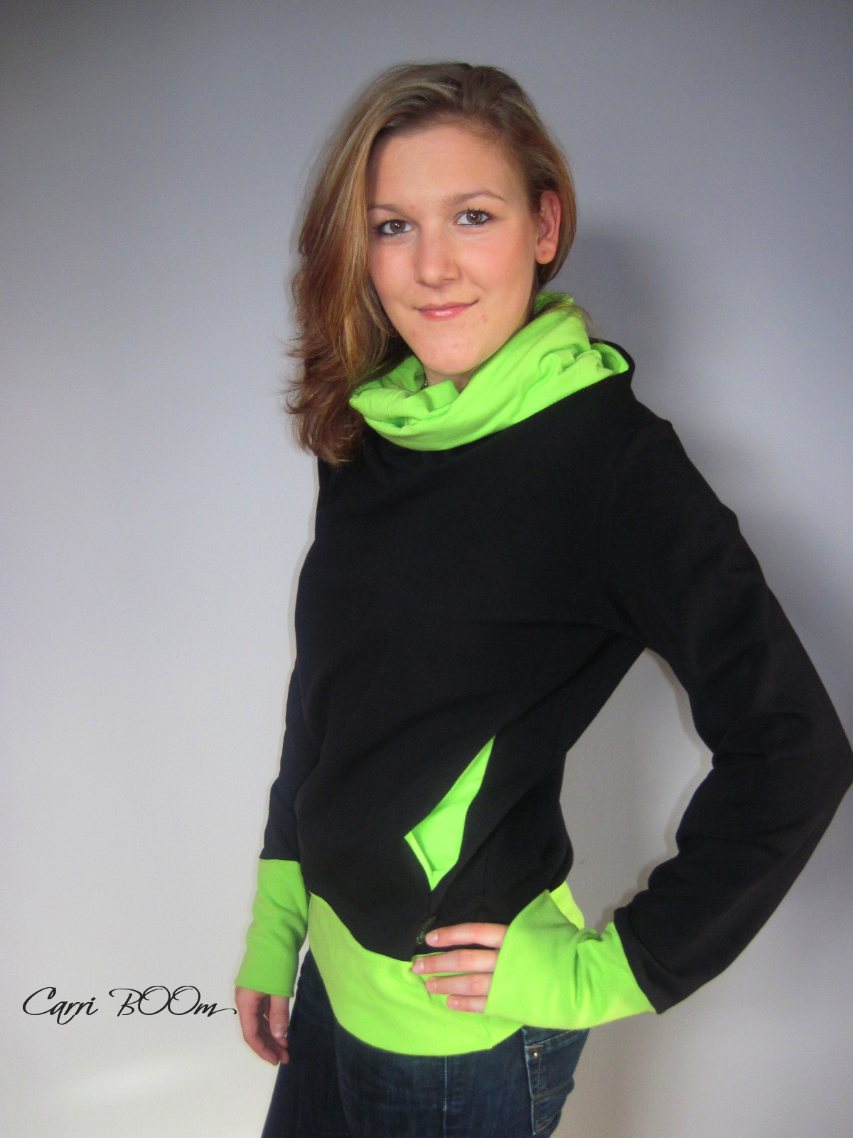 Mikina kukloun černý s limetkou