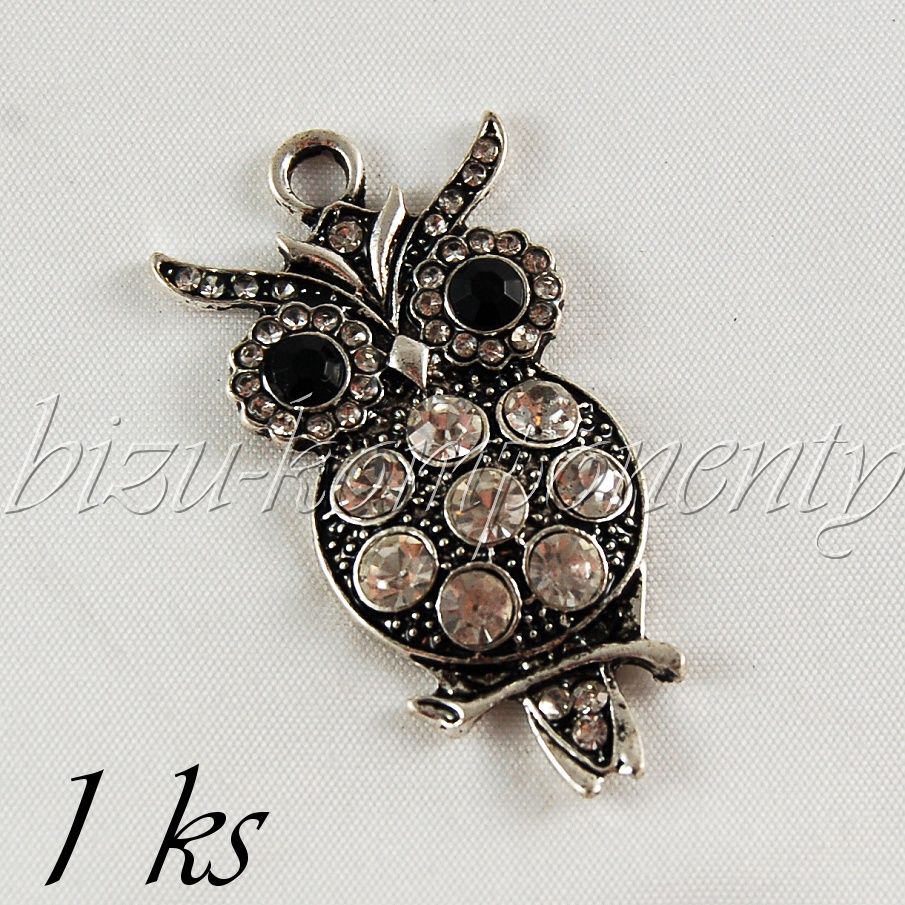 Rohatá nebarevná sova (02 0640)