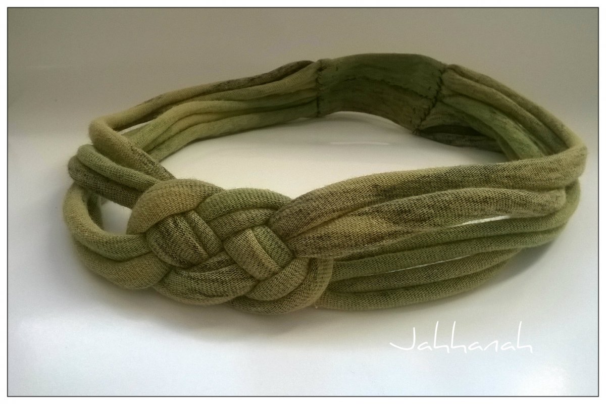 Čelenka do vlasů khaki