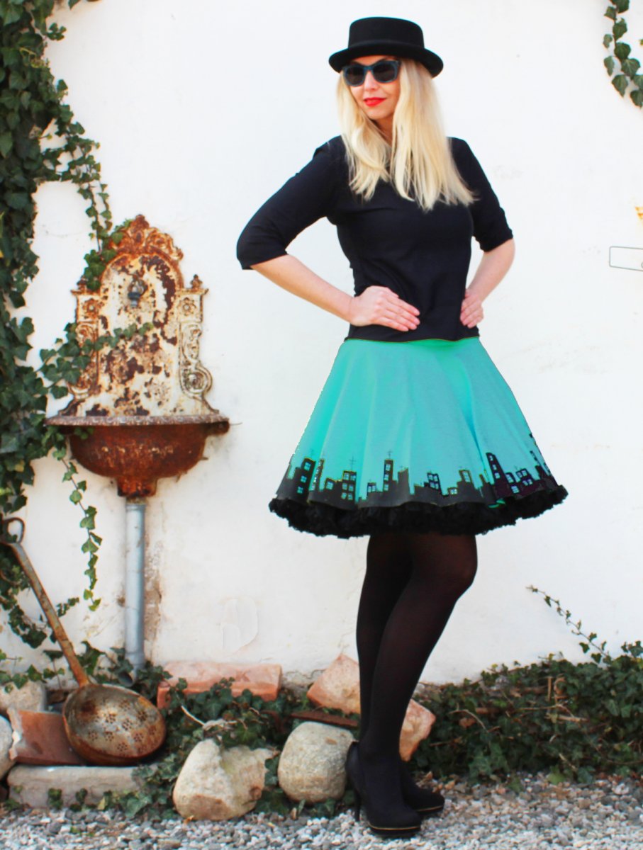 FuFu sukně mentolové město s černou spodničkou