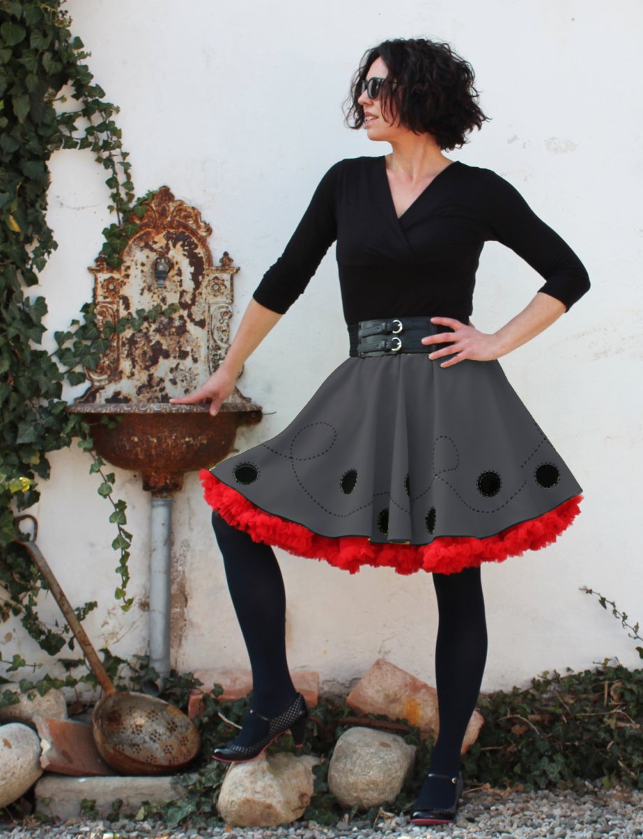 FuFu sukně s puntíky a červenou spodničkou