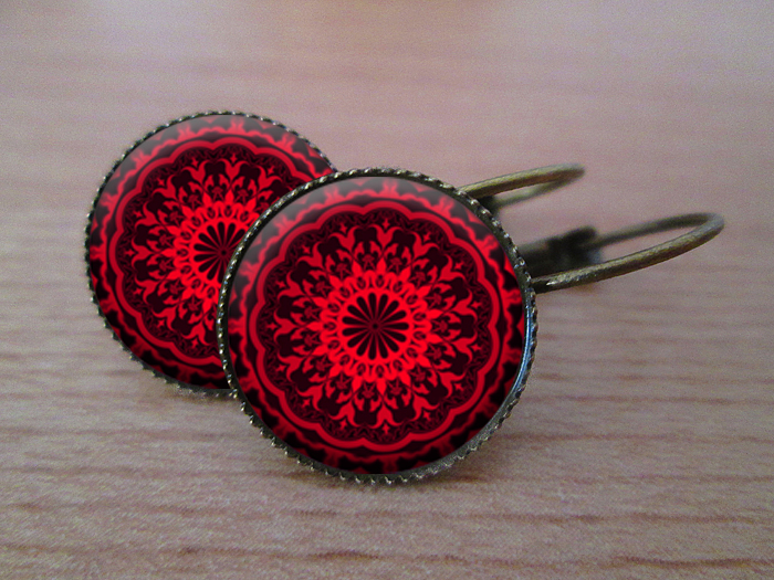 VINTAGE VISACÍ NÁUŠNICE - Červený orient