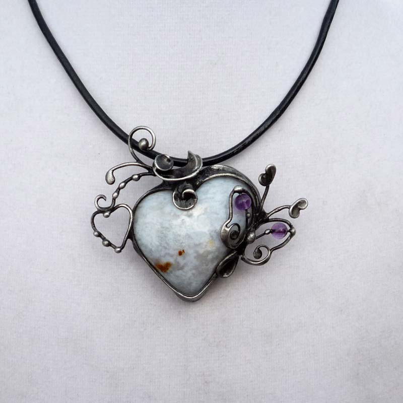 Srdíčko - chalcedon + ametyst