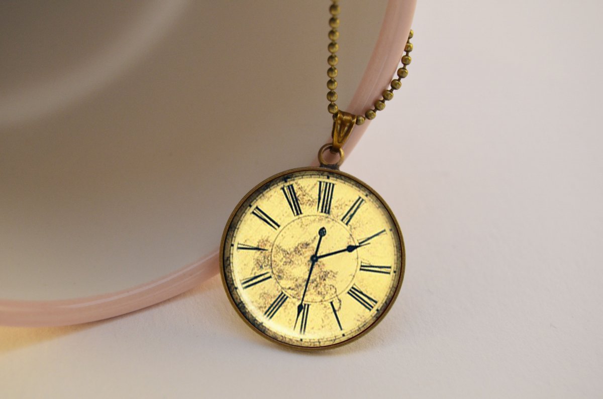 Vintage náhrdelník A už nikdy nepřijdu pozdě!