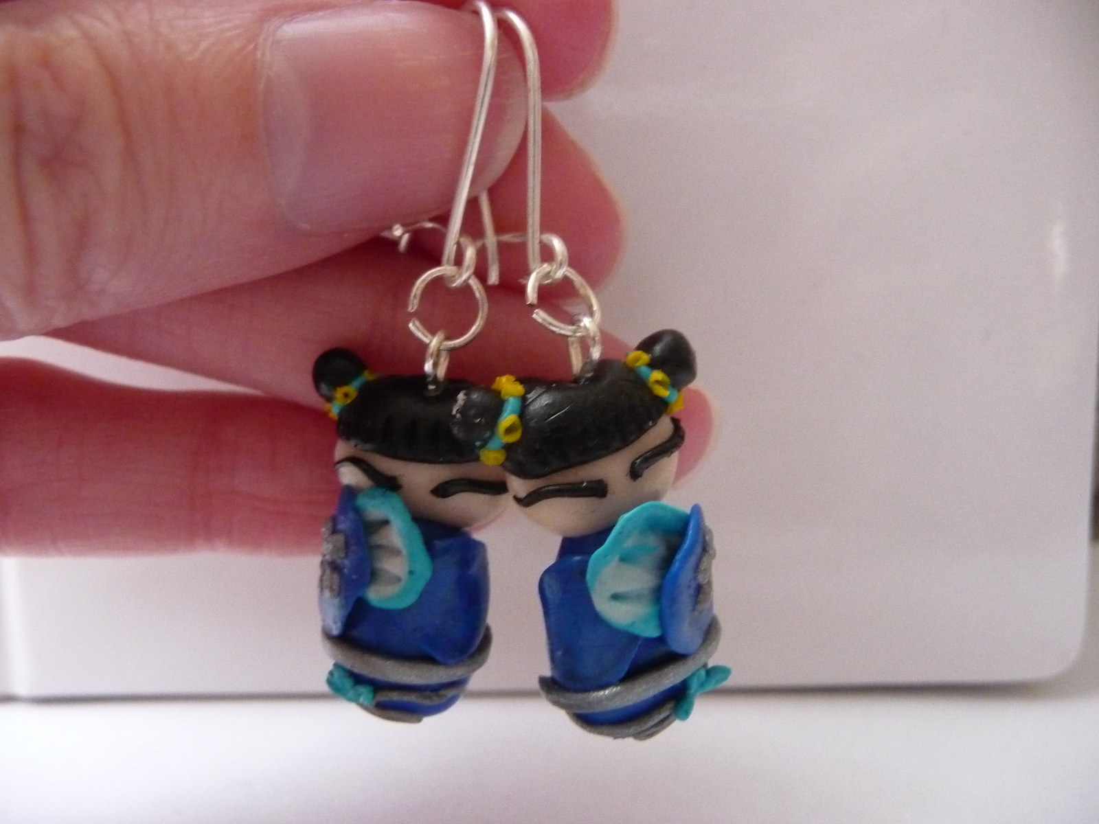 Malinké panenky v modré